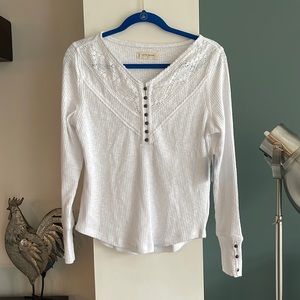 NWT - white lucky brand top